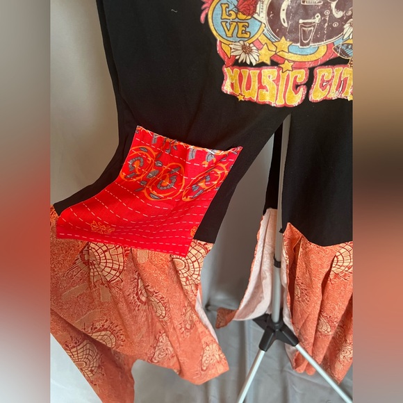 UPSCALE TEE Black and Orange Nashville Music City Dress - Picture 3 of 5